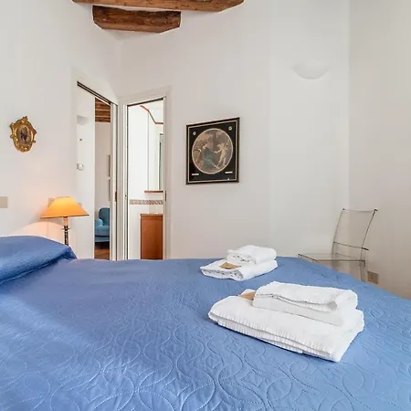 7 Windows On By Lionhost Διαμέρισμα Βενετία