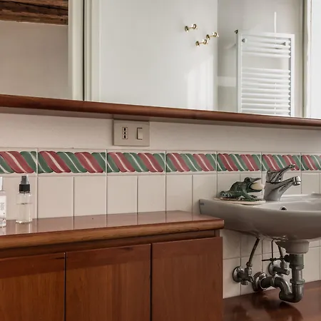 Διαμέρισμα 7 Windows On By Lionhost Βενετία