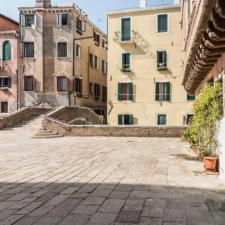 Διαμέρισμα 7 Windows On By Lionhost