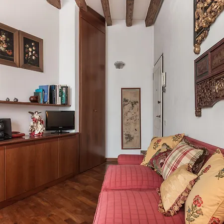 7 Windows On By Lionhost البندقية